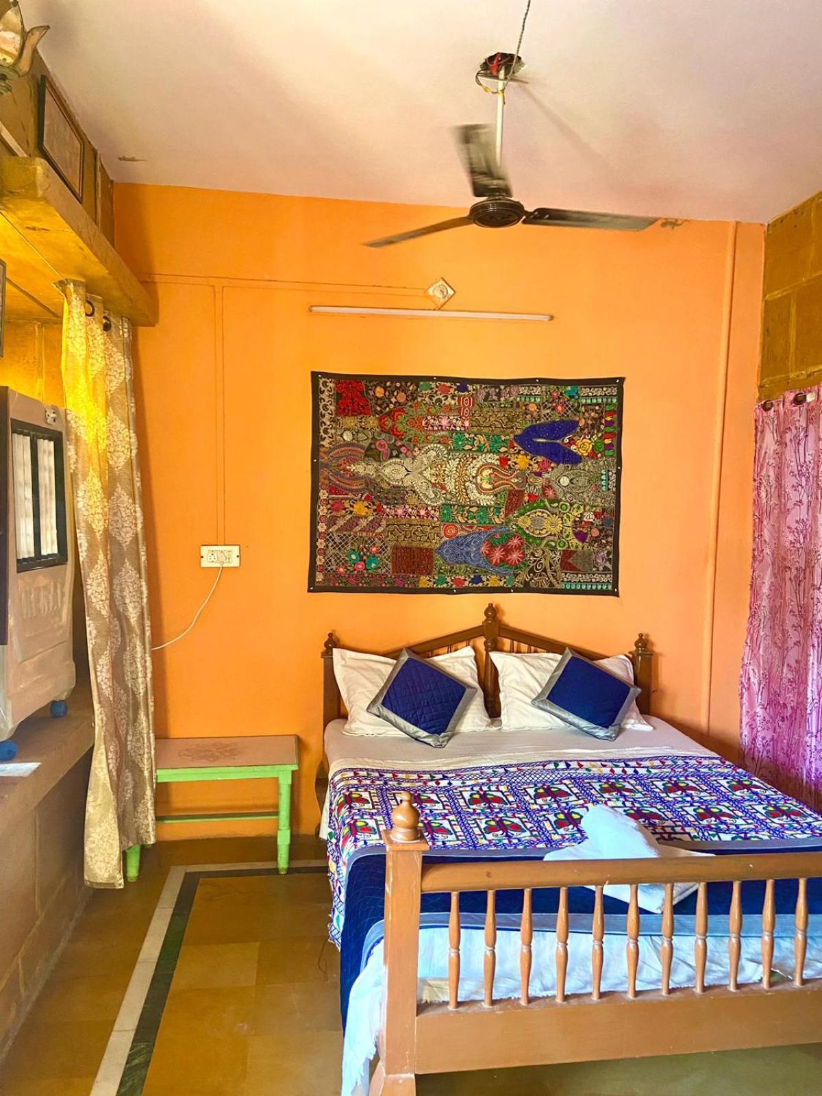 Little Prince Home Stay Джайсалмер Екстериор снимка
